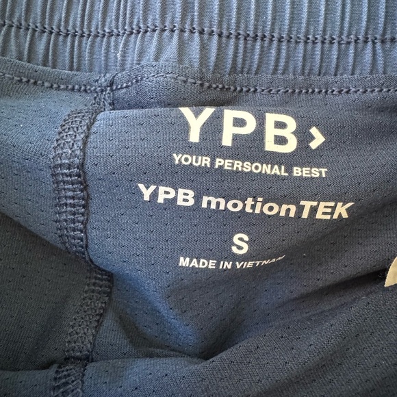 YPB motionTEK navy shorts size S - Picture 3 of 4